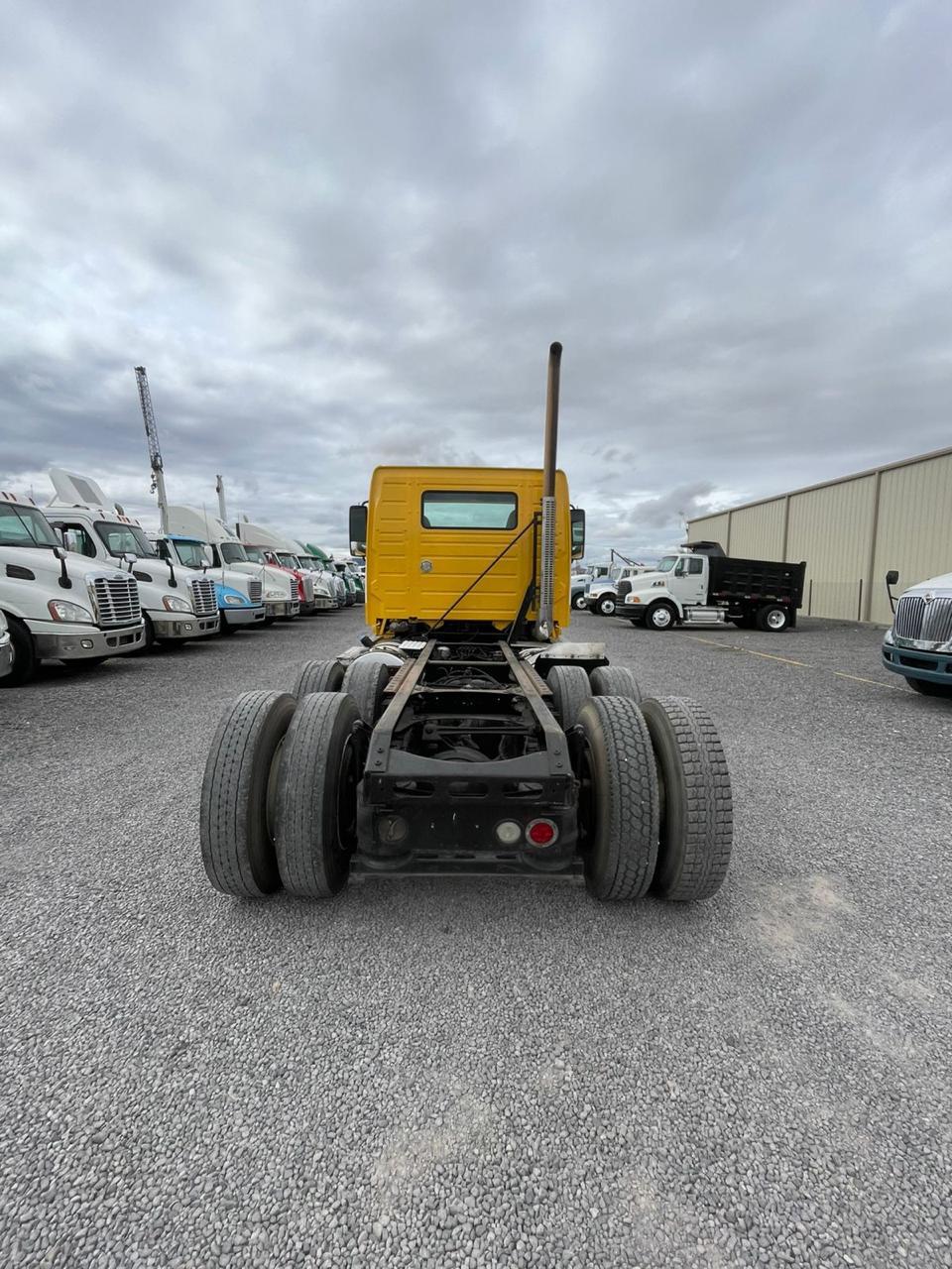 camiÓn dos ejes camiÓn dos ejes