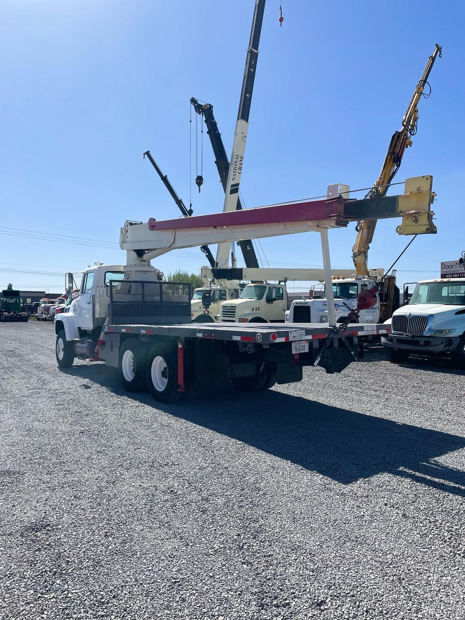 camiÓn con grua camiÓn con grua