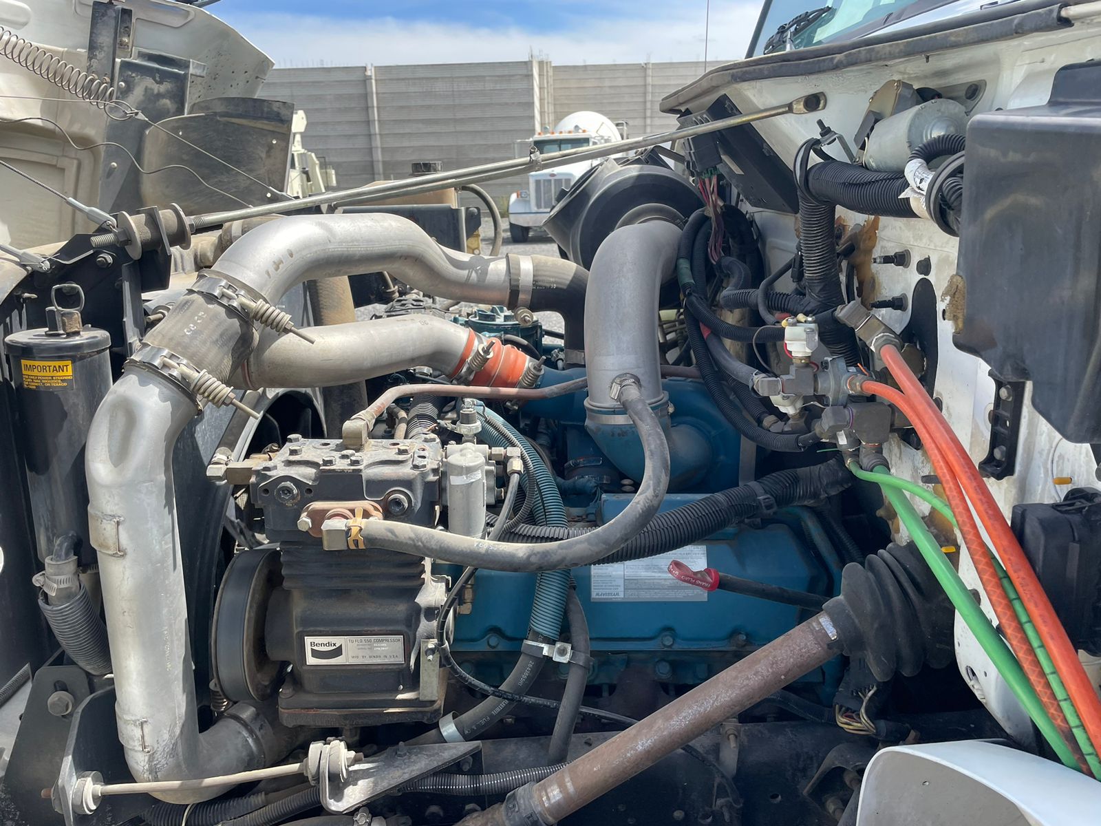 camiÓn con equipo barredor camiÓn con equipo barredor