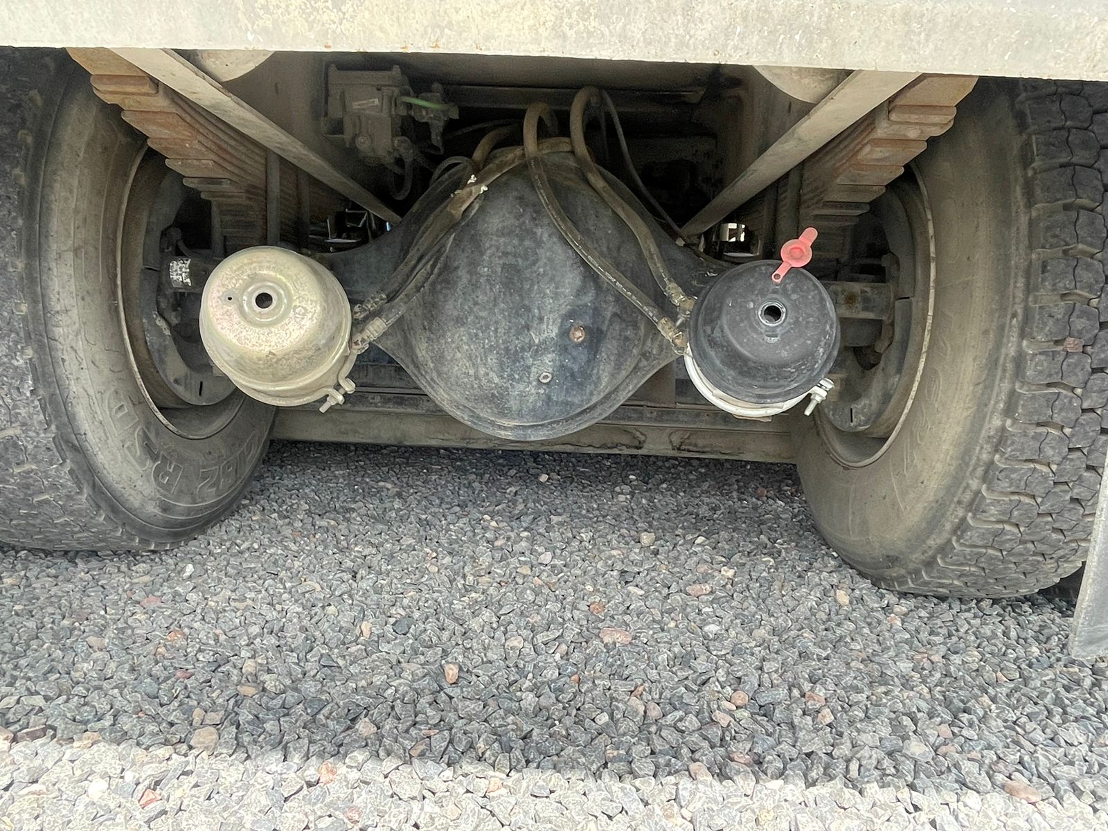 camiÓn con equipo barredor camiÓn con equipo barredor