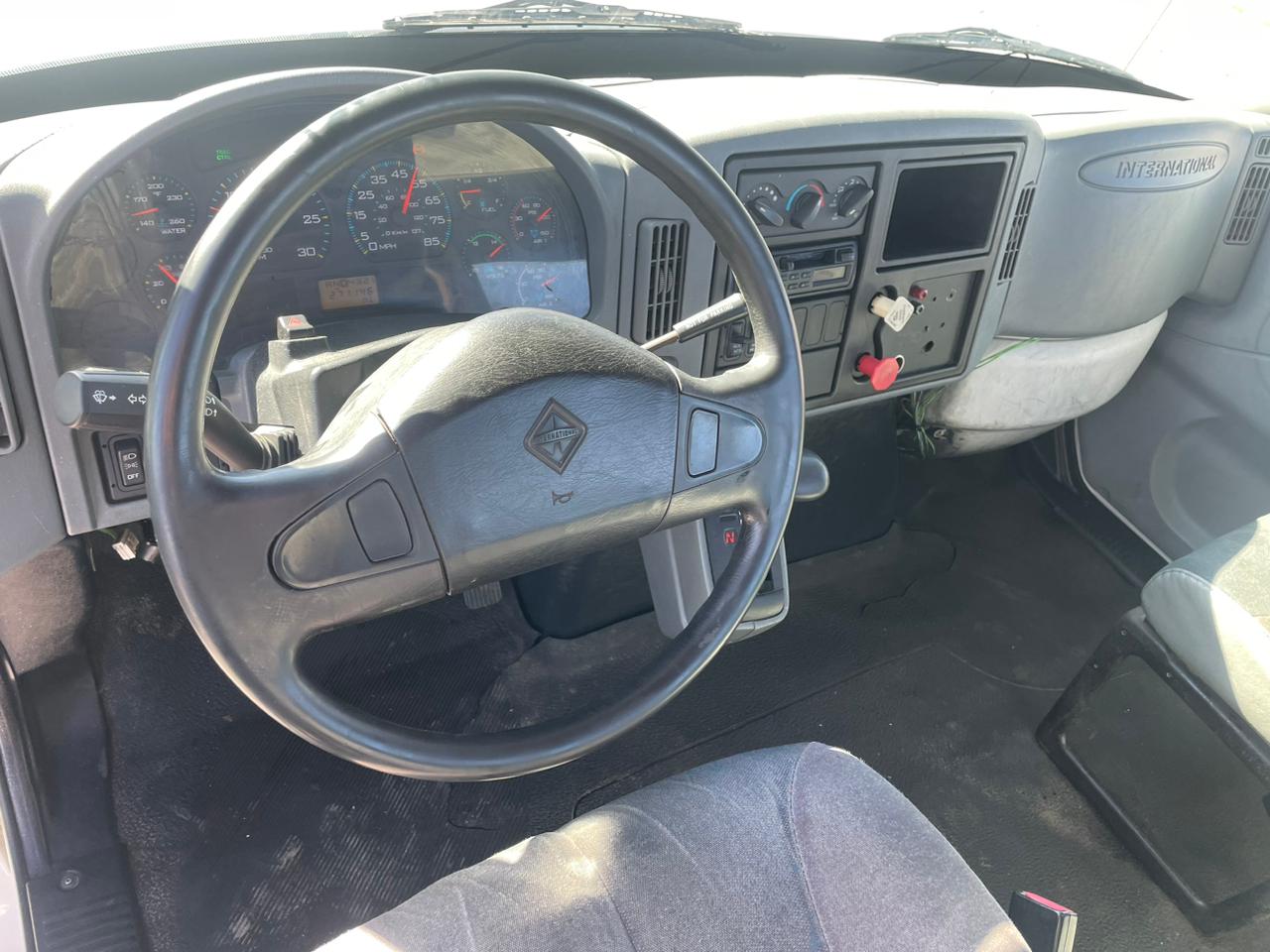 camiÓn de un eje camiÓn de un eje