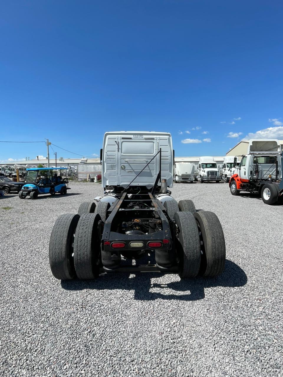 camion de dos ejes camion de dos ejes
