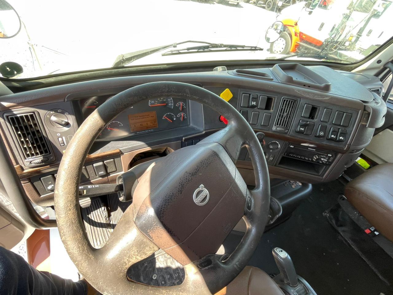 camion de dos ejes camion de dos ejes