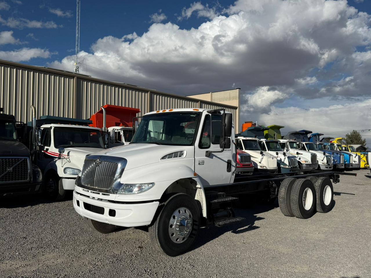 camion con chasis largo camion con chasis largo