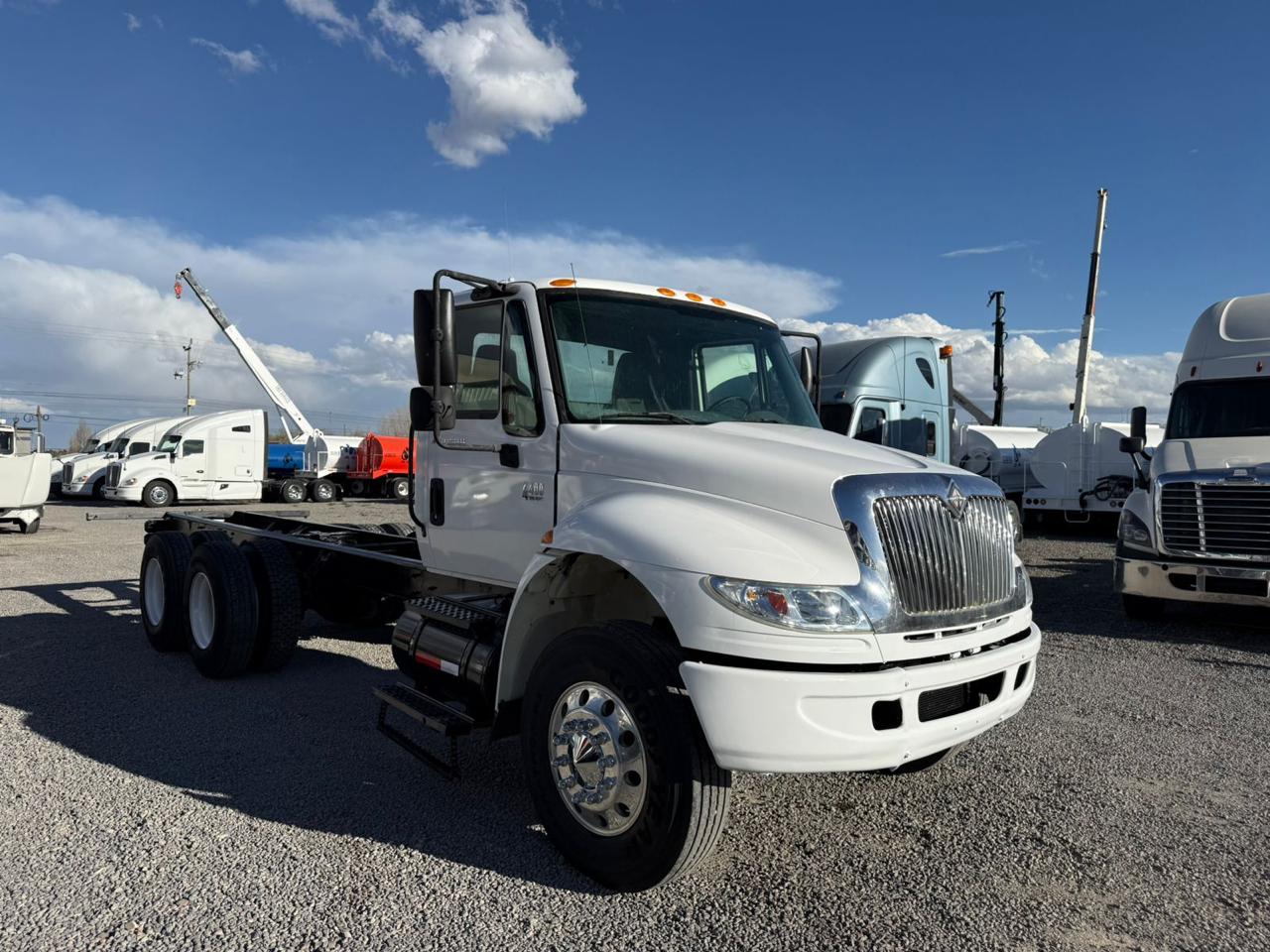 camion con chasis largo camion con chasis largo